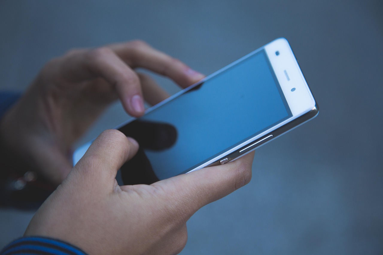 Smartphone für Senioren einrichten: einfach, groß und sicher